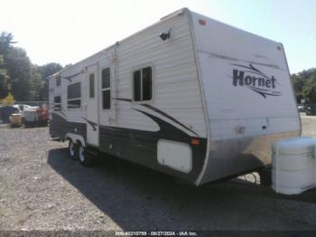  Salvage Hornet Travel Trailer, 27 Ft Lon