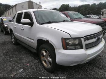  Salvage Chevrolet Avalanche 1500