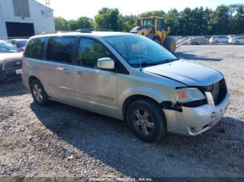  Salvage Dodge Grand Caravan