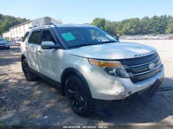  Salvage Ford Explorer