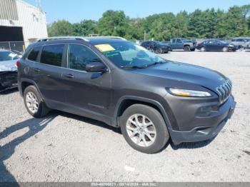  Salvage Jeep Cherokee