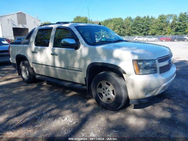  Salvage Chevrolet Avalanche 1500