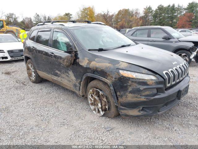  Salvage Jeep Cherokee