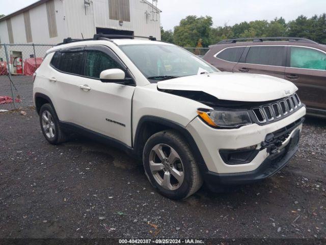  Salvage Jeep Compass