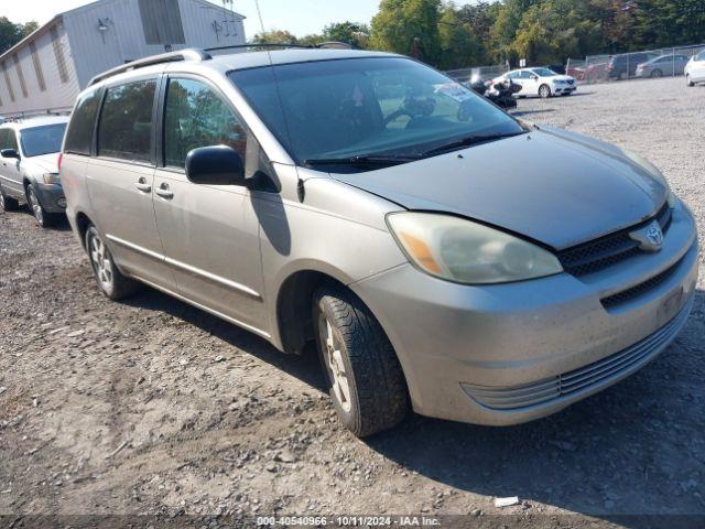  Salvage Toyota Sienna