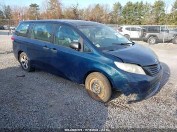  Salvage Toyota Sienna