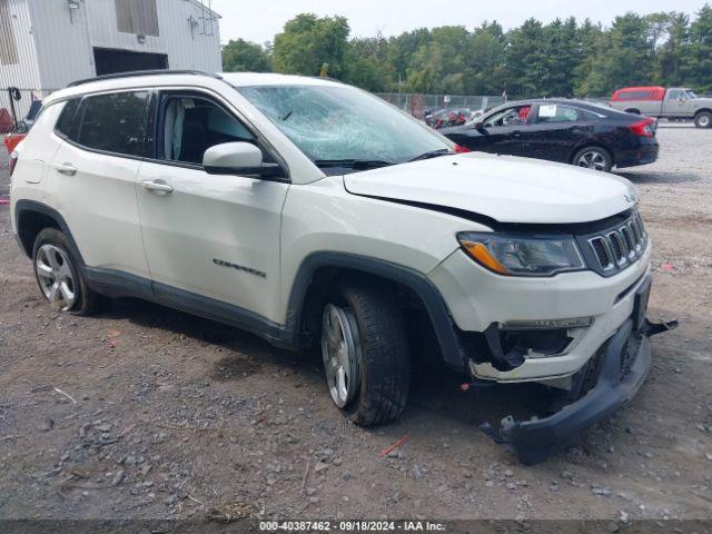  Salvage Jeep Compass