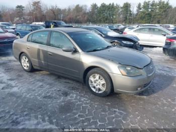  Salvage Nissan Altima