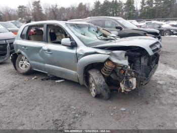  Salvage Hyundai TUCSON