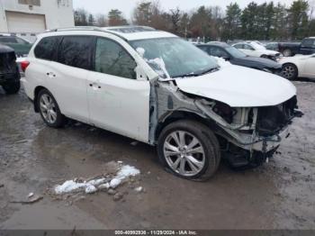  Salvage Nissan Pathfinder