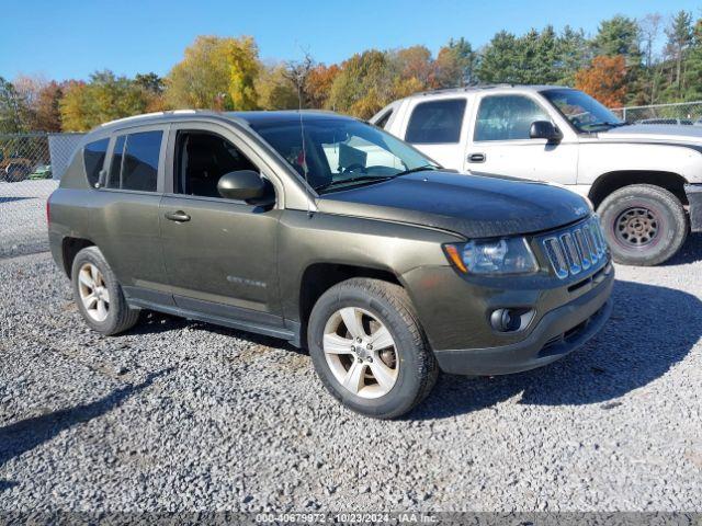  Salvage Jeep Compass