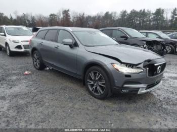  Salvage Volvo V90 Cross Country