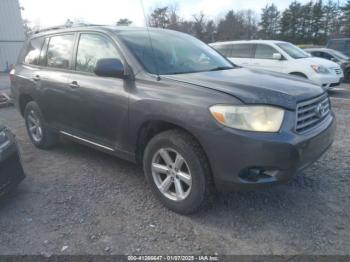  Salvage Toyota Highlander