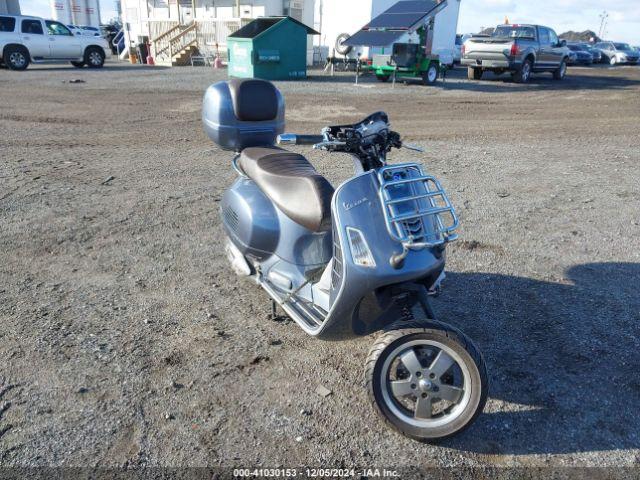  Salvage Vespa GTS 300 Super