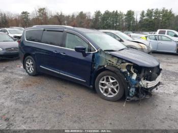  Salvage Chrysler Pacifica