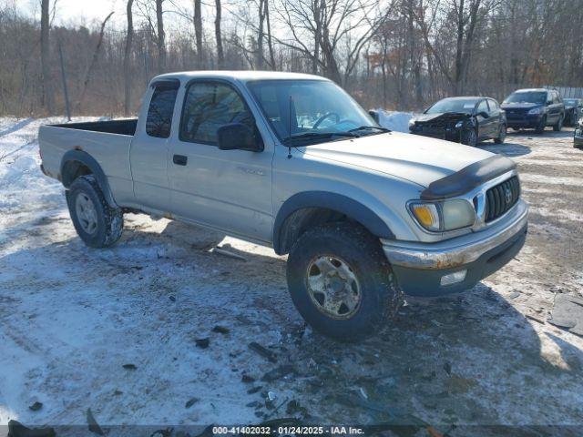  Salvage Toyota Tacoma