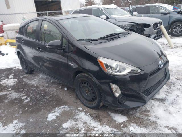  Salvage Toyota Prius c