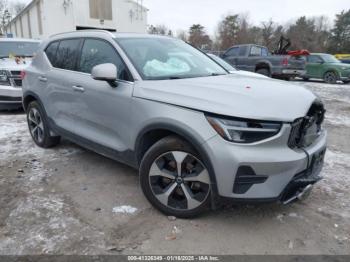  Salvage Volvo XC40