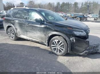  Salvage Nissan Pathfinder