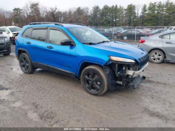  Salvage Jeep Cherokee