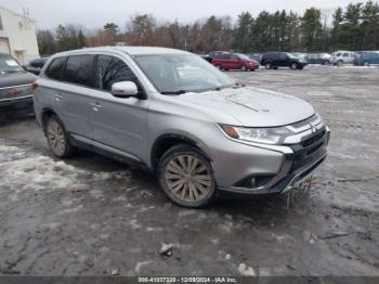  Salvage Mitsubishi Outlander