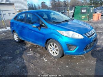  Salvage Ford Fiesta