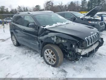  Salvage Jeep Cherokee