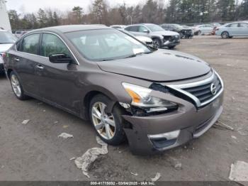  Salvage Nissan Altima