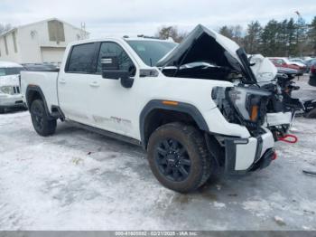  Salvage General Motors Sierra 2500HD