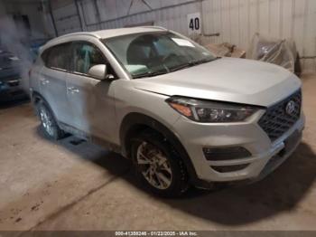  Salvage Hyundai TUCSON