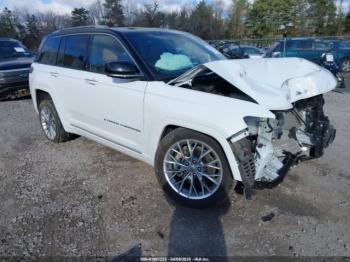  Salvage Jeep Grand Cherokee
