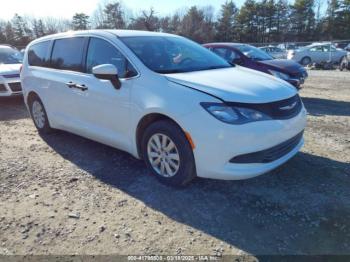  Salvage Chrysler Pacifica