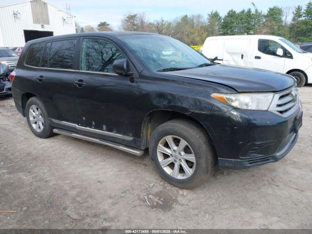  Salvage Toyota Highlander