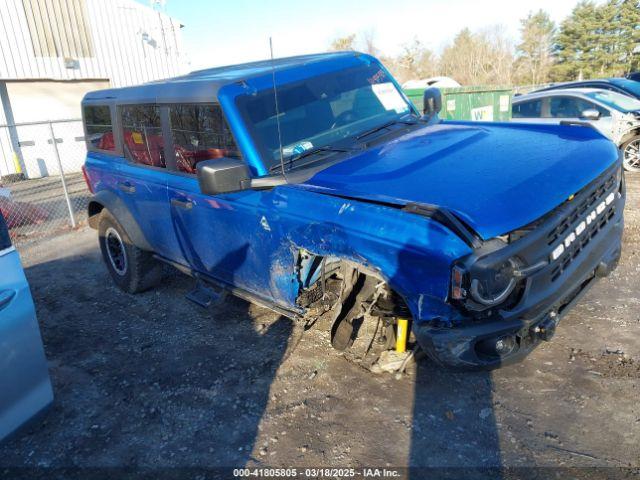  Salvage Ford Bronco