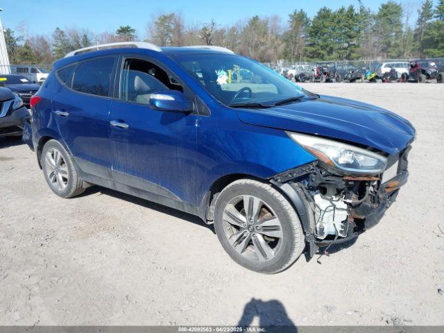  Salvage Hyundai TUCSON