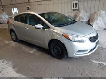  Salvage Kia Forte