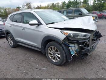 Salvage Hyundai TUCSON