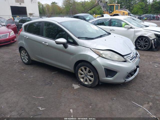  Salvage Ford Fiesta