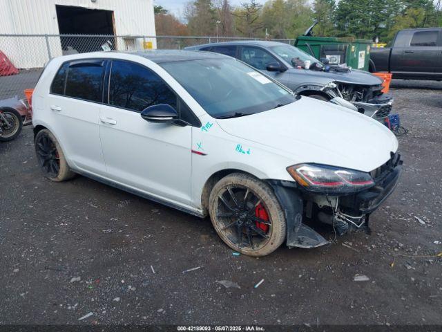  Salvage Volkswagen Golf