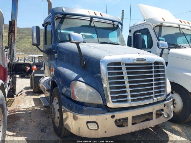  Salvage Freightliner Cascadia 125