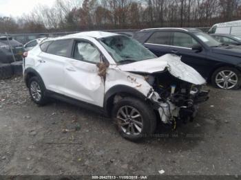  Salvage Hyundai TUCSON