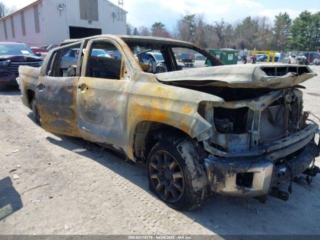 Salvage Toyota Tundra