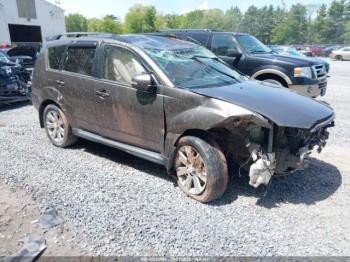 Salvage Mitsubishi Outlander