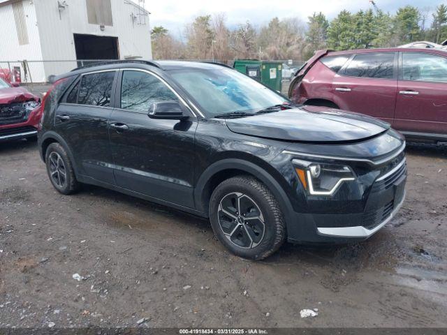  Salvage Kia Niro
