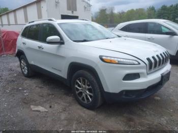  Salvage Jeep Cherokee