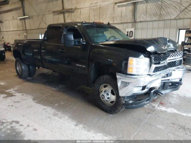  Salvage Chevrolet Silverado 3500