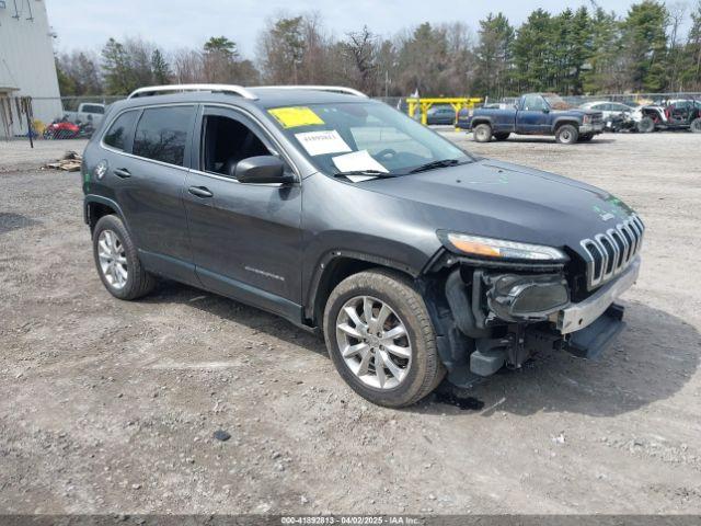  Salvage Jeep Cherokee