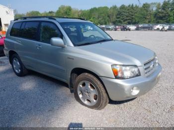  Salvage Toyota Highlander