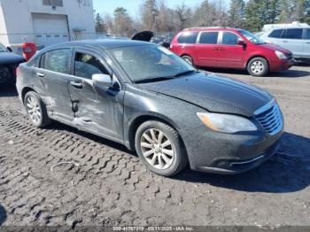  Salvage Chrysler 200