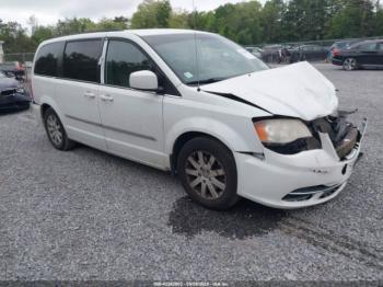  Salvage Chrysler Town & Country